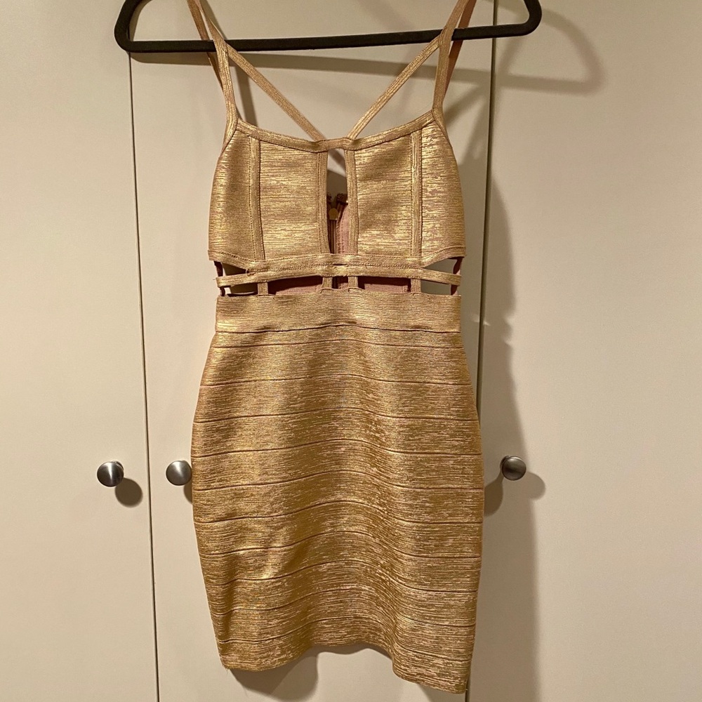 Gorgeous Form Fitting Gold Dress